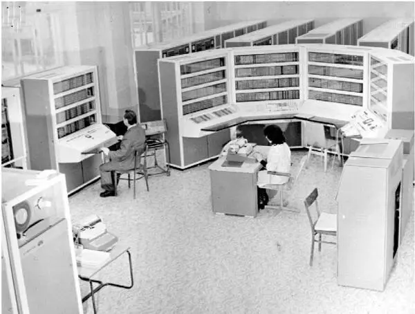 БЭСМ6 в Новосибирском институте теоретической и прикладной механики 1970е - фото 35