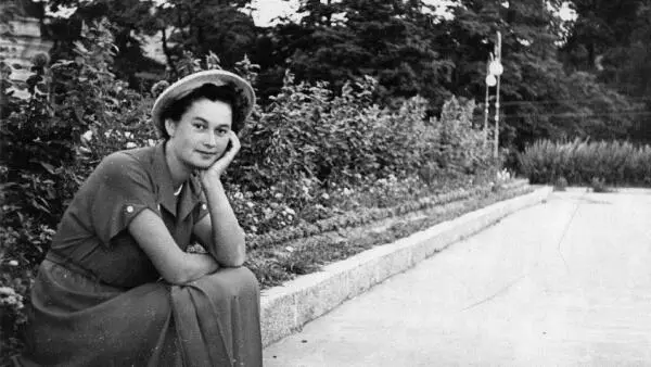 Сестра Бориса Николаевича Елена Николаевна Малиновская 1955 год Через год - фото 152
