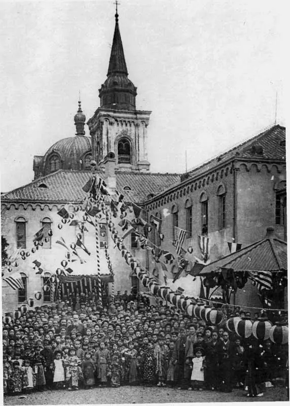 Пасха в Суругадаи Апрель 1909 г В центре о Николай и Сергий Тихомиров - фото 14