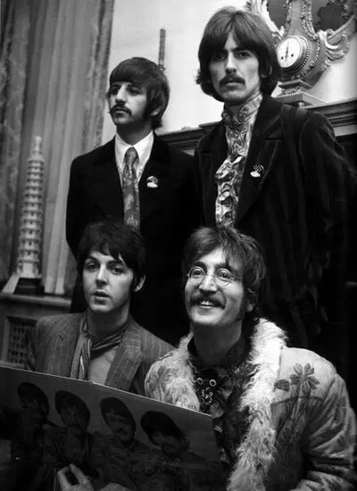 Magical Mystery Tour Волшебная мистическая поездка Parlophone CDP7 48062 2 - фото 17