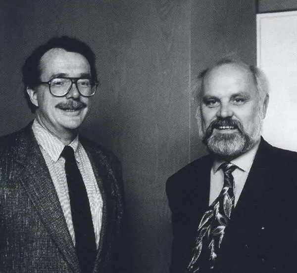 35 лет спустя после нашей встречи в Турции во Франкфурте на книжной ярмарке - фото 7