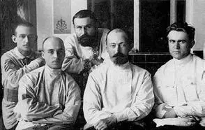 В Н Манцев Ф Э Дзержинский В А Балицкий Фотография 1920 года Конечно - фото 13