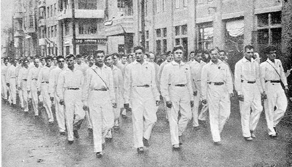 Строй коммунаров в Харькове 1932 Воспитание Воспитание Воспитание - фото 26