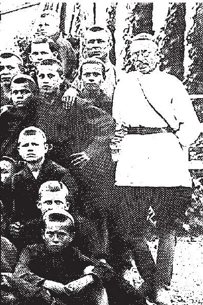 Часть 2 Приложения Эти три года в коммуне Беседа с И Д Токаревым Иван - фото 56