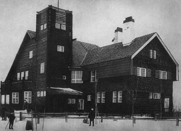 Вилла Аванс в Ваммельсуу где Андреев поселился в 1908 году Гостиная в доме - фото 32
