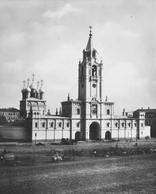 Страстной монастырь с новой колокольней построена в 1855 году Пятиглавый - фото 18