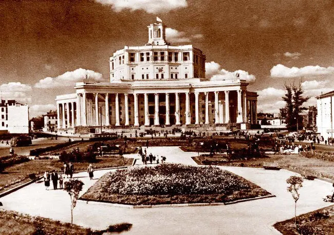 Центральный академический театр Российской армии до 1951 года Центральный - фото 45