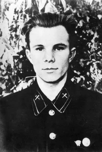 Письмо Юрия Гагарина из Саратова родным Алексей Иванович и Анна Тимофеевна - фото 21