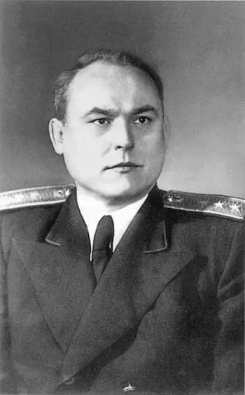 Умеет руководить аппаратом Григорий Николаевич Сафонов родился 13 октября - фото 29