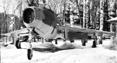 Американский истребительбомбардировщик F84F Фото Геннадий Шубин АН2 - фото 101