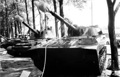 САУ Гвоздика Пушка калибра 122 мм Дальность выстрела до 152 км Фото - фото 66