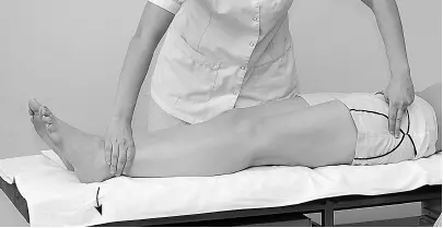 Рис 46 аТест для определения силы mm gluteorum medii et minimi ВНИМАНИЕ - фото 106