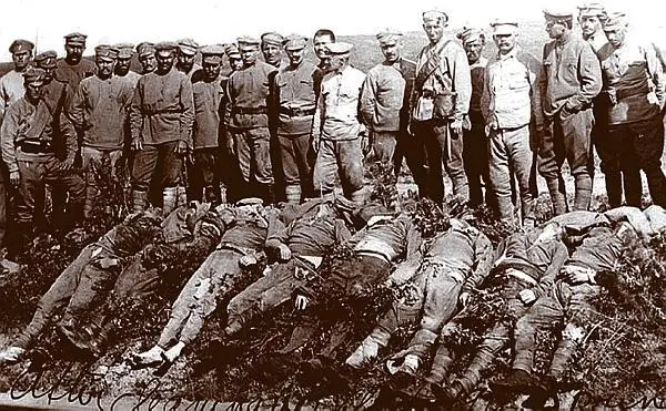 Русские пленные расстрелянные белочехами во время Гражданской войны 19171921 - фото 37