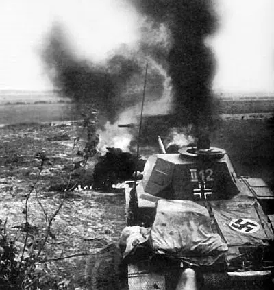 После удара советской авиации район Волоколамска октябрь 1941 г В это время - фото 53