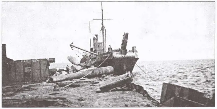 Спасательное судно Resource поднимает гребные винты Славы июнь 1929 г Из - фото 22
