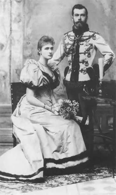 Цесаревич Николай Александрович и принцесса Алиса Гессенская после помолвки - фото 24