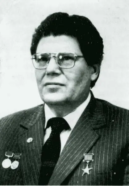Юрий Николаевич Бабаев 19281986 выдающийся физиктеоретик - фото 104