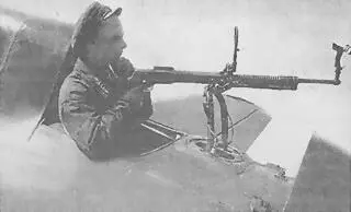 762мм авиационный пулемет ДА на шкворневой установке Еще 17 мая 1926 г - фото 70