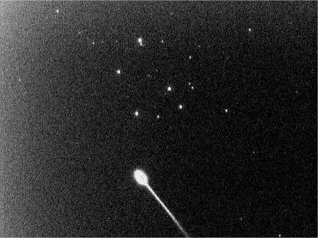 Рис 513 Метеор на фоне рассеянного звездного скопления Плеяды Ясли - фото 97