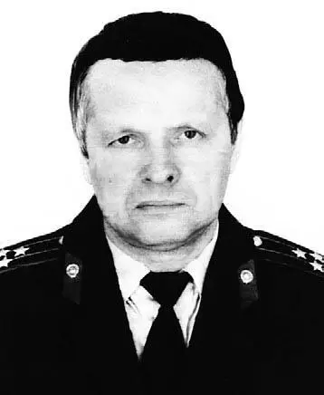 19941966 гг Яковлев Виктор Алексеевич Родился 4 декабря 1947 года Уроженец - фото 127