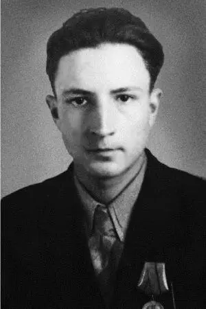 А А Руденко П А Руденко Братья Р А Руденко Петр Николай и сестра Нина - фото 186