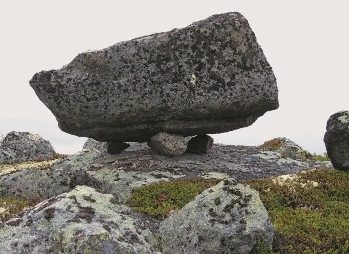 Сейд в районе поселка Туманный Мурманская область О древних сказаниях и - фото 124