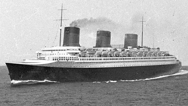 Нормандия Лайнер был заложен 26 января 1931 г и спущен на воду 29 октября - фото 78