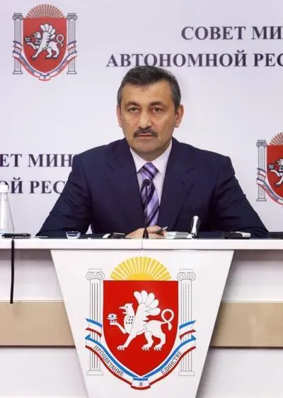 Председатель Совета министров Крыма Василий Джарты март 2010 г август 2011 - фото 4