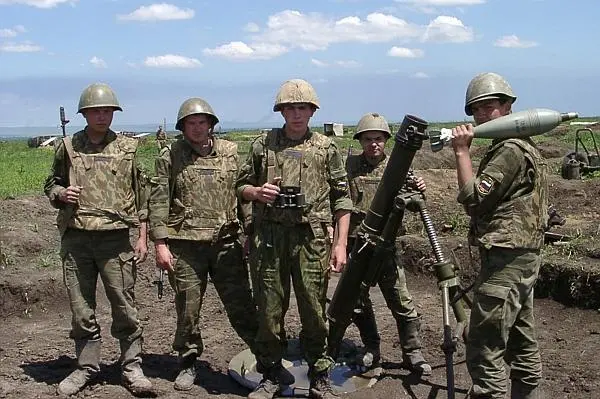 Расчет минометной батареи федеральных войск Чечня 2006 г архив автора По - фото 46