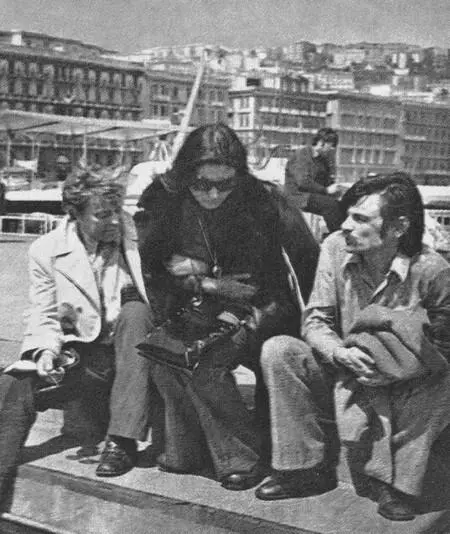 Фестиваль в Сорренто 1972 С Н Бондарчук и А Тарковским С О Янковским на - фото 87
