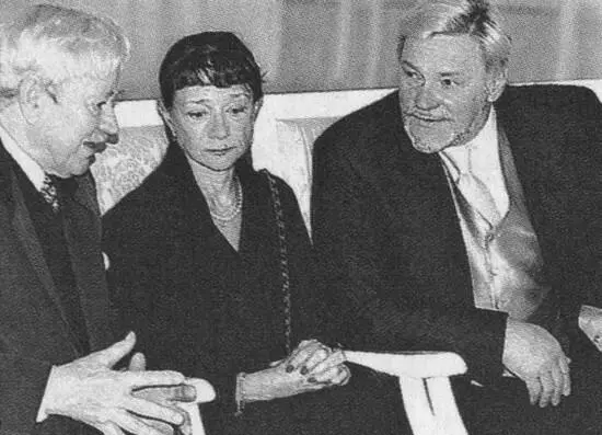 С Е Максимовой и В Васильевым в президентуре Литвы в Вильнюсе 2002 С В - фото 104