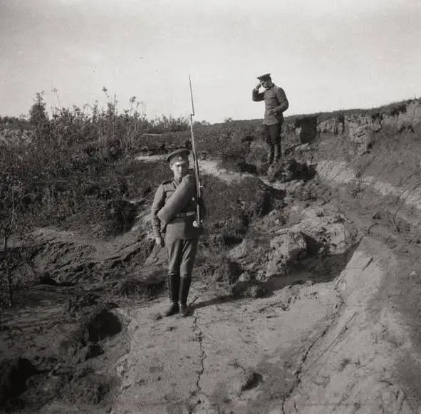 Алексей Николаевич на русскогерманском фронте 1915 г Швейцария сохранявшая - фото 41