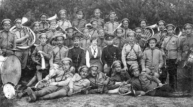 Музыканты 112го пехотного Уральского полка 1916 г Вид костела западная - фото 11