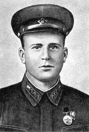 20 Я Д Беляев первый из бойцов 100й дивизии удостоенный в 1941 г звания - фото 23