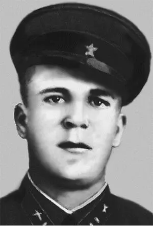 68 В Н Марченко полный кавалер орденов Славы 69 С А Лупиков Награжден - фото 71