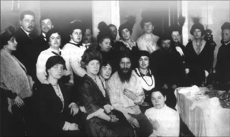 В советское время школьники и студенты наизусть учили три признака - фото 45