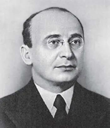 Л П Берия В 1938 г Берия сменил Н И Ежова на посту наркома внутренних - фото 183