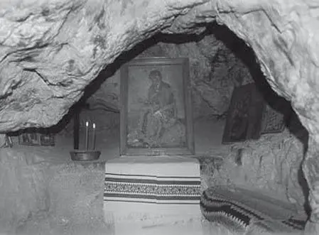 Пещера Св Иоанна Дамаскина в лавре Св Саввы Освященного Однако Ориген не - фото 38