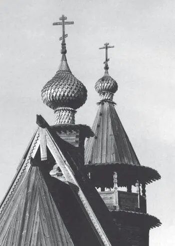 Шатровый купол и колокольня Спасской церкви XVIII в При новом патриархе - фото 243
