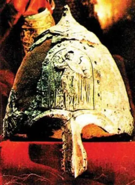 Рис 45 Шлем князя Ярослава Всеволодовича Сталь чеканные накладки из - фото 50