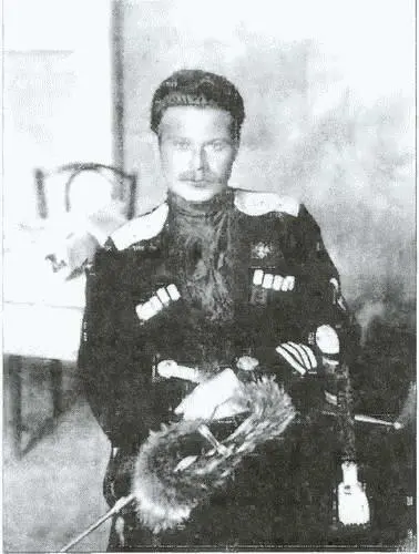 AГ Шкуро в 1920е гг ГМ Семенов в 1920е гг - фото 22