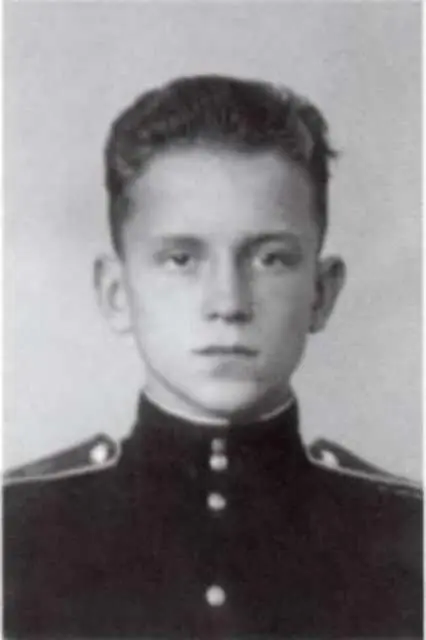 Суворовец Юрий Скворцов 1959 г Урок литературы в Калининском СВУ 1962 г - фото 13
