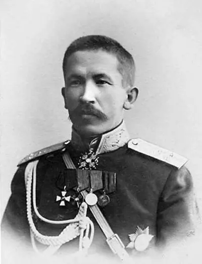 Лавр Корнилов 1916 г В эту же ночь я получил телеграмму главнокомандующего - фото 31