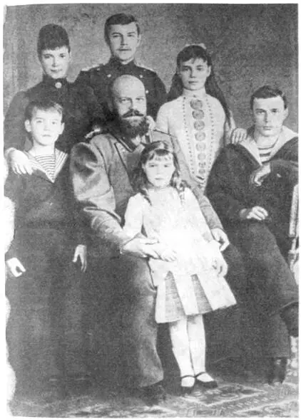 Александр III с семьей Николай II и принц Уэльский будущий Георг V 1909 - фото 3