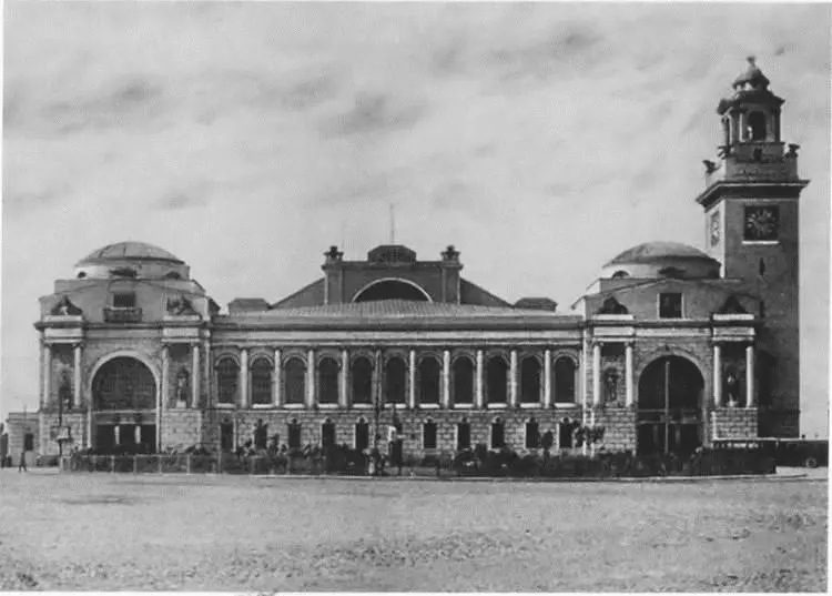 Фасад здания Киевского вокзала со стороны набережной Москвыреки 1918 г - фото 12