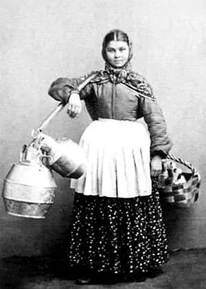 Молочница Молочница как правило обслуживала 1012 семей остатки молока - фото 70