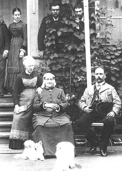 С Гебгарт у конторы зоосада 1880е гг В 1865 году супруги Гебгардт основали - фото 77