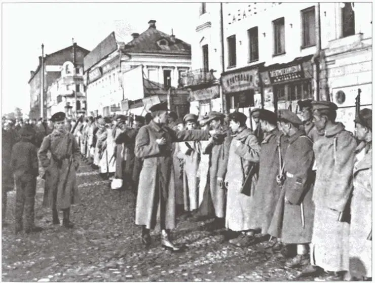 Отправка продотряда из Москвы в деревню 1919 г ЯМ Свердлов - фото 31