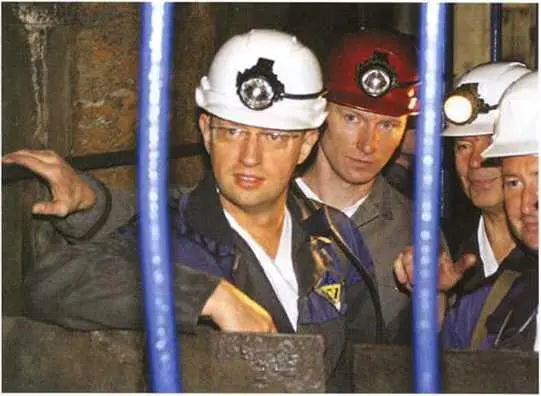 На одной из шахт Донецка 20 сентября 2007 года С безусловным авторитетом - фото 46