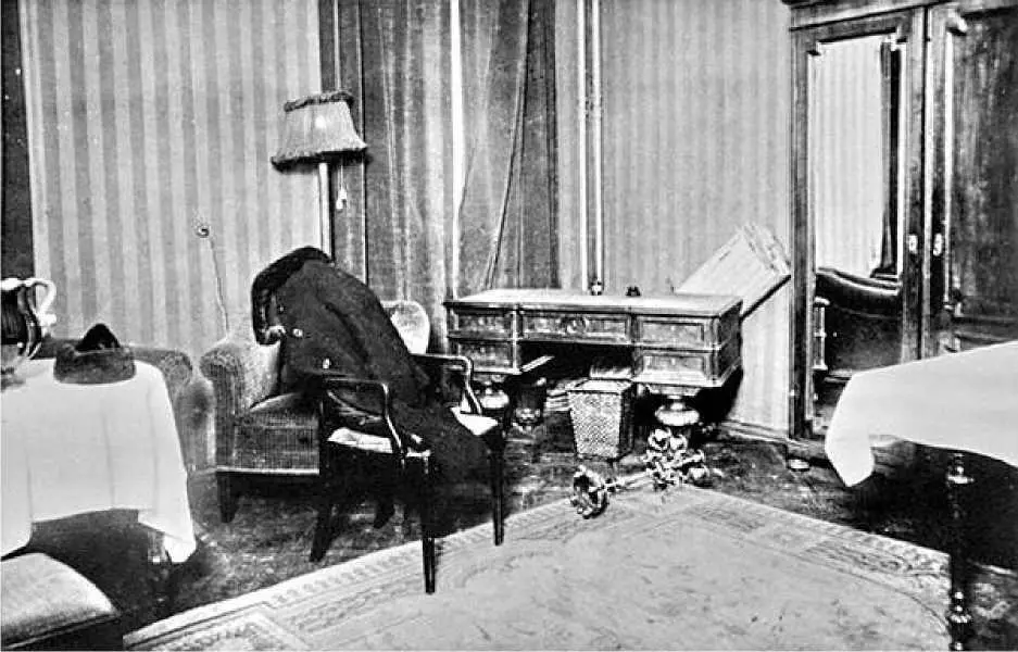 Фотографии М Наппельбаума Я вот о причине гибели великого нашего поэта - фото 19